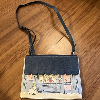 Bolsa sartén Cath Kidston azul marino ilustración cuero sintético usada Foto 1 de 4