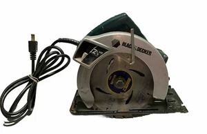 Used - Black and Decker 2 1/3 HP, circular saw # 7359, 120 v , 10A - 5300RPM - Picture 1 of 13