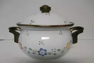 Cazuela vintage de 2 1/2 cuartos de galón esmaltada y herrajes diseño floral - Imagen 1 de 6