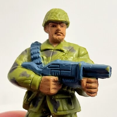 GUTS! Figura de acción Jungle Fighter juguete de colección 1986 Mattel G.U.T.S. Soldado 2,5” C37 Foto 1 de 4