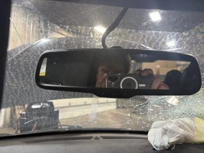 Used Front Center Interior Rear View Mirror fits: 2013 Chrysler 200 w/automatic - Image 1 of 4