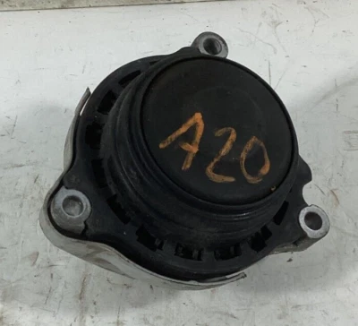 2011-2017 BMW X3 F25 Front Right Side Engine Motor Mount 6785712 OEM. - Image 1 of 4