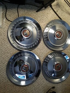 1954 OEM Ford Hubcaps Wheel Covers ... 15" ... Full Set - Picture 1 of 3