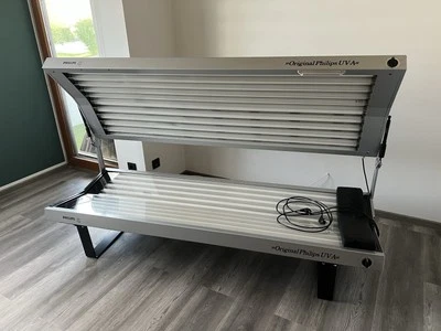 Philips Solarium|TYP HP 3056|220V~50Hz|900W|Ger. Nr: 7328860|Made in Germany - Bild 1 von 4