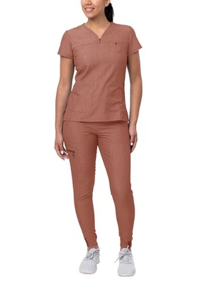 Blusa Médica y Pantalones Médicos Adar Pro Movement Booster para Mujer Sweetheart Cuello en V Foto 1 de 4