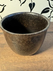 Keramik Blumentopf braun gesprenkelt – rustikaler Übertopf - Bild 1 von 1