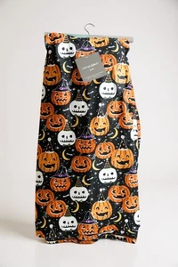 Cynthia Rowley Throw Blanket Fleece Vintage Retro Halloween Pumpkins Bats NWT - Picture 1 of 4