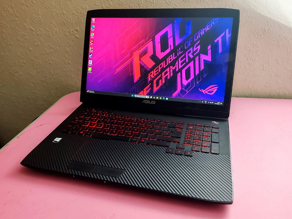 Gaming Laptop 17 inch Asus ROG i7 With 20GB RAM SSD AND HDD - Image 1 of 4