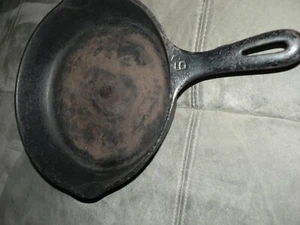 Vintage Wagner Ware padella ghisa massiccia 9" timbro padella G #6 su manico - Foto 1 di 2