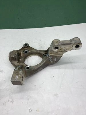 2008 Chevrolet Impala Right Front Spindle Knuckle Without ABS Used OEM - Image 1 of 4