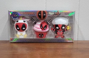 Deadpool Sammler Tasche Clip Monogramm Walmart Exclusive 3er Set  - Bild 1 von 3