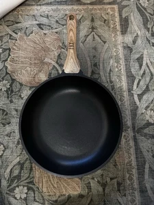 Rae Dunn 10 Inch Skillet Frying Pan - Picture 1 of 13