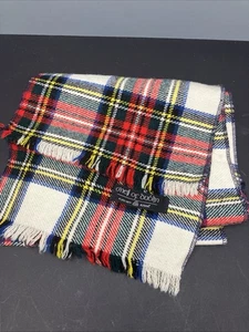 O’Neil of Dublin Wool Tartan Scarf Red Plaid Fringe Ireland Christmas Gift - Picture 1 of 2