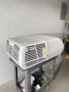 COLEMAN MACH 48208-9660 MACH 3 POWER SAVER 13,500 BTU DUCTED AIR CONDITIONER RV - Picture 1 of 12