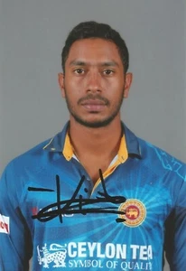 SRI LANKA CRICKET: KITHURUWAN VITHANAGE SIGNIERT 6x4 ODI PORTRÄT FOTO + COA - Bild 1 von 1