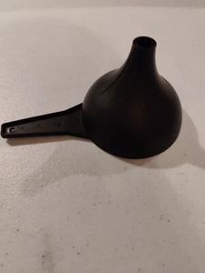NEW Tupperware Large Funnel CLASSIC (Black) w/ Handle #1227-3 FREE SHIPPING!! - Picture 1 of 4