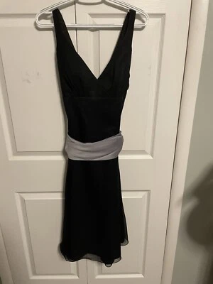 Novo com etiqueta tamanho 12 vestido Da Vinci preto com faixa prata casamento, formatura, festa - Imagem 1 de 4