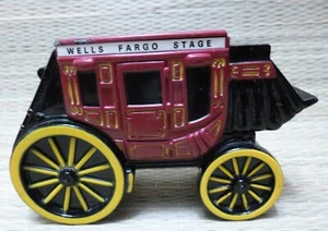Wells Fargo Bank & Union Trust Co.  Stagecoach, Metal Die Cast Coin Bank 1998 - Picture 1 of 3