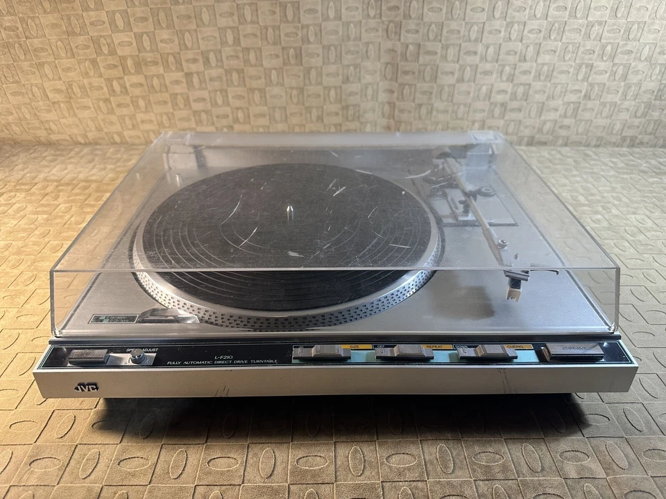 JVC L-F210 Turntable Direct Drive Auto Return Direct-Drive Turntable (Tested) - Image 1 of 4