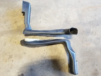 Volvo 240 242 244 245 1986-1993 R & L HVAC caja de aire a tubo de conducto de piso OEM #83AN Foto 1 de 4