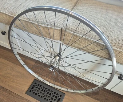 Vintage Super Champion COMPETITION 27” x 1¼” Front Road Wheel - Made in France - Image 1 of 4