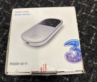 Huawei E5830 Wireless Modem Mobile Wi-Fi Hotspot MiFi 3G LOCKED TO THREE NETWORK - Image 1 of 4
