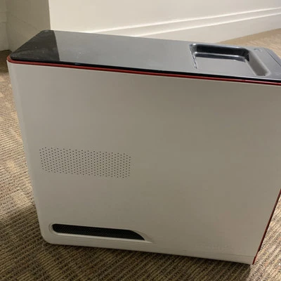 Dell Studio XPS 9000 Windows 7 Home Premium No Wires Turns On - Image 1 of 4