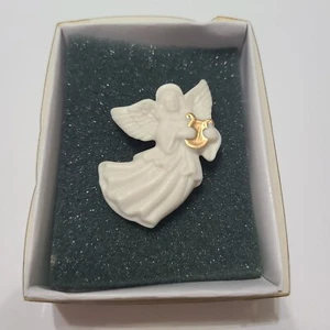 Vintage Lenox Porcelain Angel Brooch with Gold tone Harp New In Original Box - Picture 1 of 4