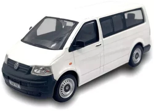 Volkswagen VW T5 Bus anno 2010 Bianco 1 43 Cararama