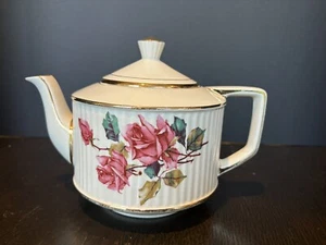 Sadler English Rose Ribbed Teapot - Picture 1 of 8