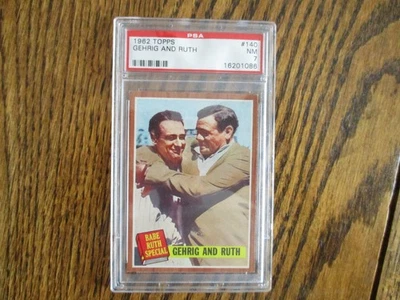 Tarjeta de béisbol 1962 Topps #140 Babe Ruth Special con Lou Gehrig PSA 7 casi nueva HOF Foto 1 de 2
