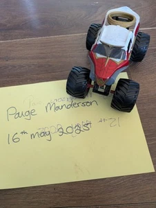 Hot Wheels Monster Jam Wonder Woman 1:24 Scale Truck - Picture 1 of 2