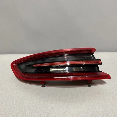 PORSCHE MACAN TAIL LIGHT LEFT DRIVER LED 95B945095E OEM 2015 2016 2017  - Image 1 of 4