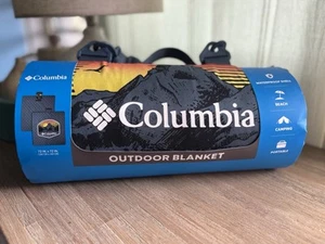 Columbia Outdoor Packable Blanket. 72”x72” Heavy duty And Durable - Picture 1 of 5