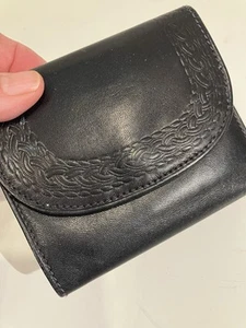 Vintage Liz Claiborne Small Black Wallet Leather Decorative Detail - Picture 1 of 8