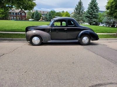 1939 Ford Deluxe  - Image 1 of 4