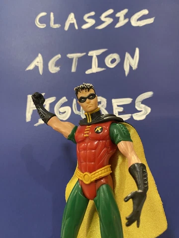 Red Robin Tim Drake DC Comics Universe DCUC Action Figure DCU Classics Batman 03 Cover