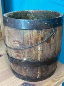 ANTIQUE PRIMITIVE WOODEN PAINT BUCKET BARREL W/METAL HANDLE AND BANDS - Picture 1 of 9