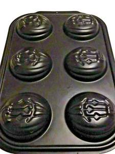 Pumpkin Halloween Cookie Cake Pop Baking Treat Pan Jack o' Lantern - 6 Openings - Picture 1 of 11