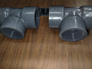 LOT OF 2   LASCO  2" THREADED PVCI Schedule 80 TEE T  NFS-PW NNB - Picture 1 of 4