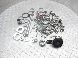 06-07 Suzuki GSXR 600 GSXR600 2007 lote de herrajes tuercas pernos tornillos varios etc OEM - Imagen 1 de 13
