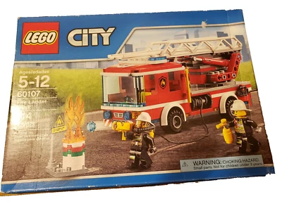 Lego Set City Town City 60107 Fire Ladder Truck Building Toy Mini Fig. - Image 1 of 4