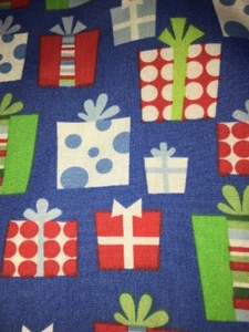 L New Christmas Presents Polka Dot V-Neck 3 Pockets Print Scrub Top Women's - Picture 1 of 10