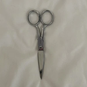 Vintage Stainless Button Hole Crafting Sewing Scissors - Picture 1 of 5