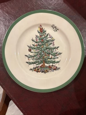 Spode Christmas Tree 8" Salad Plate Holiday Microwave Safe Brand New Tag on Back - Image 1 of 4
