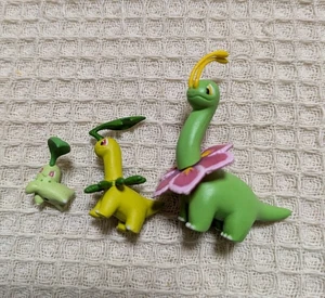 Pokmon 3D Pokdex Chicorita Bay Leaf Meganium - Foto 1 di 2