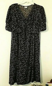 Motherhood Maternity S Kurzarm pflegeleicht Polyester Elasthan Kleid - Bild 1 von 7