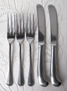 OXFORD HALL Stainless JAMESTOWN Flatware 7 1/2" Forks & 9" Knives Korea - Picture 1 of 4