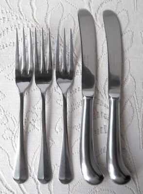 OXFORD HALL Stainless JAMESTOWN Flatware 7 1/2" Forks & 9" Knives Korea - Image 1 of 4