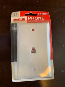 PHONE JACK WALL PLATE 1-jack connect phone wire/mount jack on wall RCA TP247WHR - Picture 1 of 4